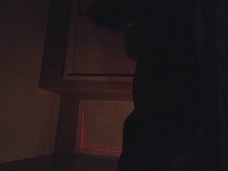 SilhouetteSex  - 对BBC亚洲女按摩师slobs和尖叫声越来越性交