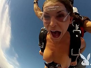 [1280x720] 會員 獨家 跳傘 運動 BADASS Członkowie Blue-pencil Skydiving Txxx.com