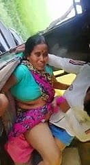 Mumbai aunty panas fucked oleh seorang budak lelaki kolej