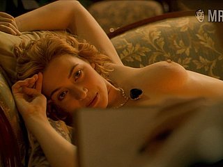 Het fascineren en in het oog springende actrice Kate Winslet in sommige bed scenes