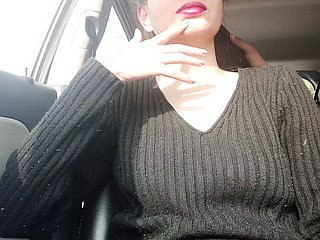 Doggystyle handjob voor vriend connected with car buitenshuis - risicovolle seks, hornycouple149