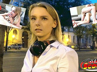 Немецкий разведчик - милая подростка конфеты разговаривает, чтобы трахаться на модельной работе