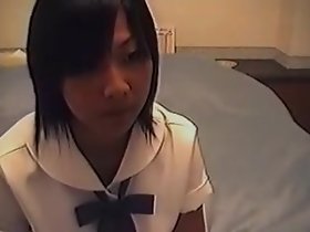 जापानी किशोर स्कूल लड़की